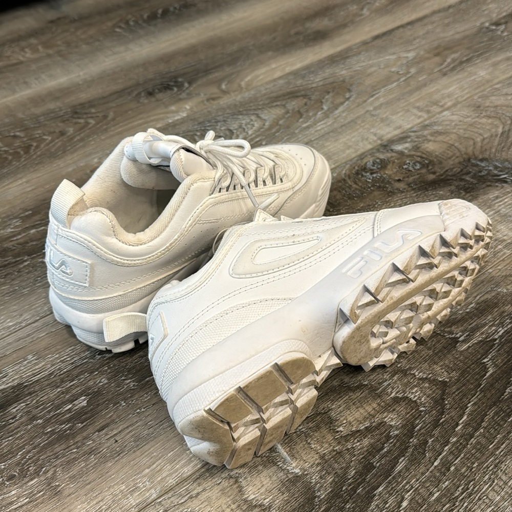 White fila women’s shoes size 7 - Picture 4 of 6